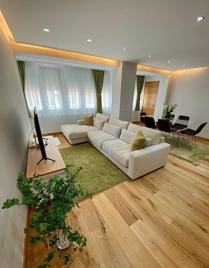 Apartamentos Prestige Suites Malaga I Exterior photo