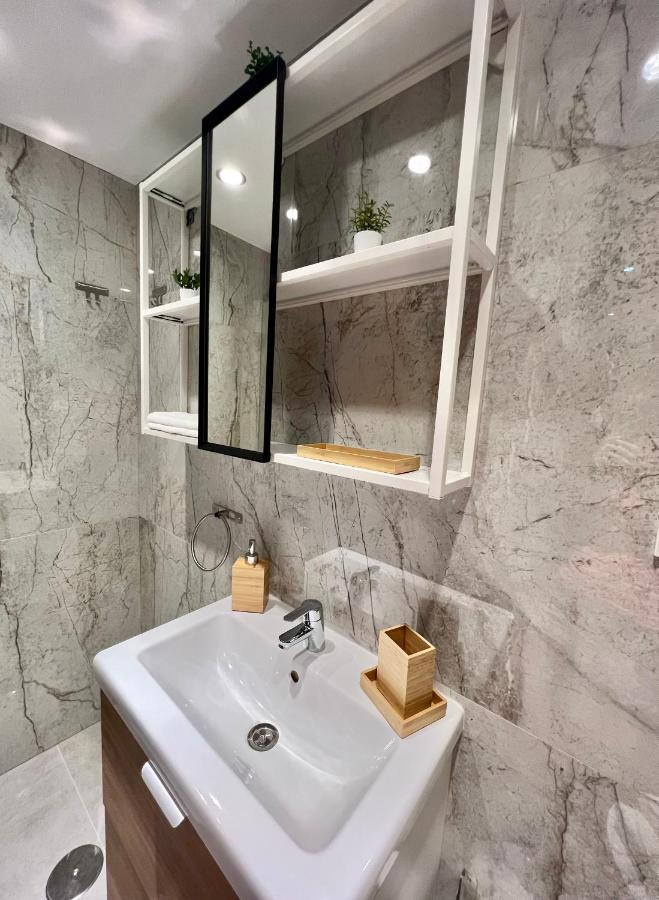 Apartamentos Prestige Suites Malaga I Exterior photo